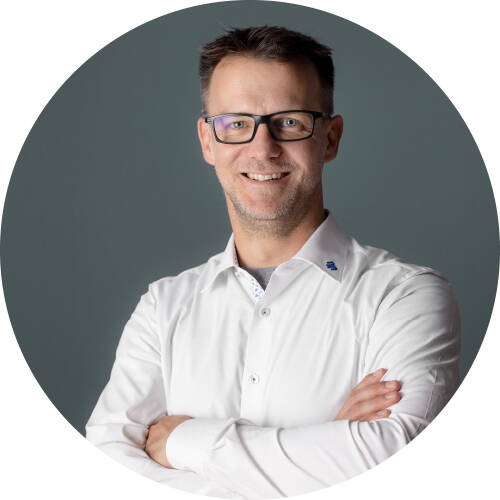 Portretfoto van sportarts Dr. Christian Teusch